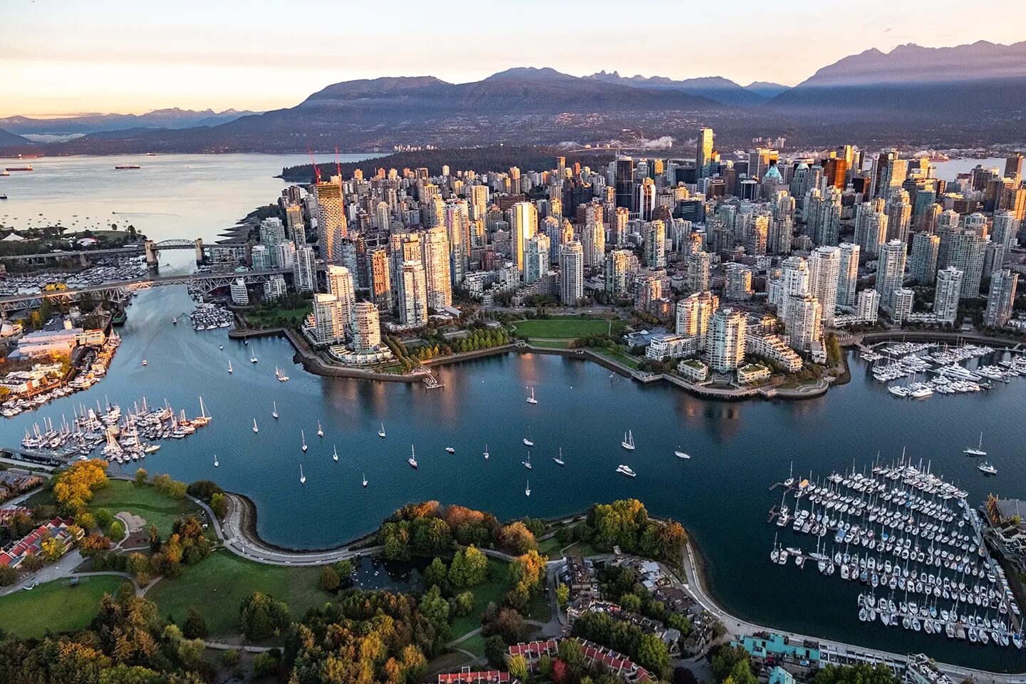 Aerial view of Pinnacle Hotel Harbourfront and Coal Harbour