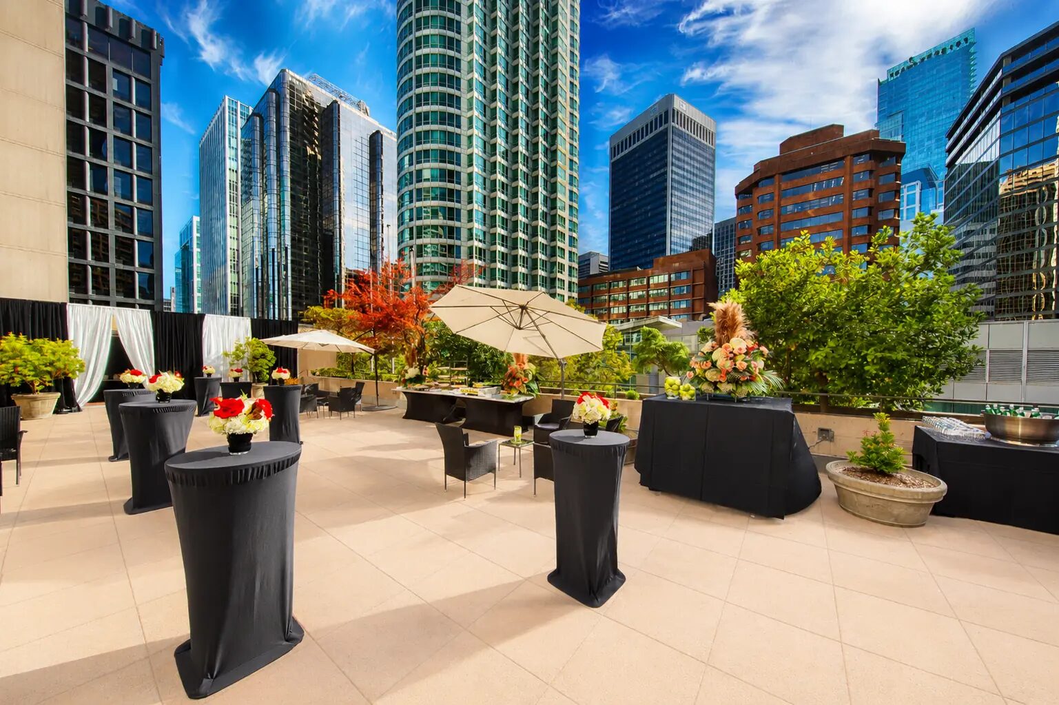 Wedding reception at Pinnacle Hotel Harbourfront overlooking Coal Harbour
